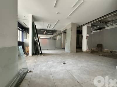 Office for Rent in Downtownمكتب للايجار في الداون تاون