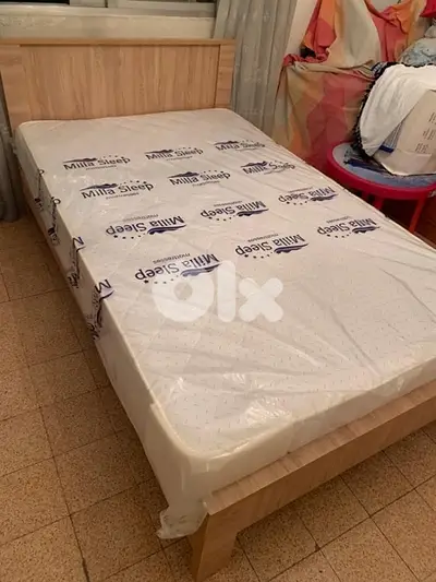 تخت مفرد ونص مع فرشة جديدة بافضل الاسعار