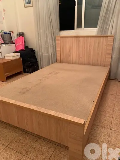 تخت مفرد ونص جديدة بافضل الاسعار من المعمل