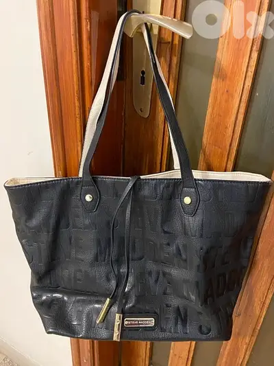 جزادين نيسائية عدد 5 الجزدان الواحد بي 10$