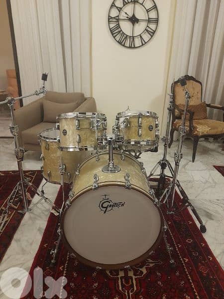 gretsch renown maple drums 0