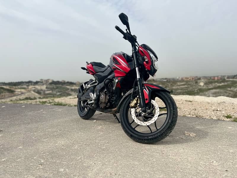 Bajaj Pulsar 200 NS 0