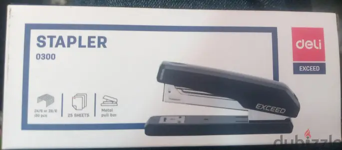 DELI STAPLER 0300