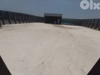 Rooftop for rent in prime location in Mkalles  للاستثمار روف