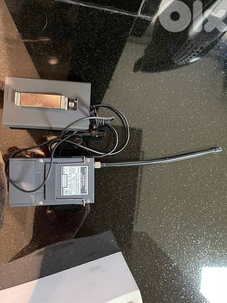 Samson wireless transmitter and wireless receiver 1