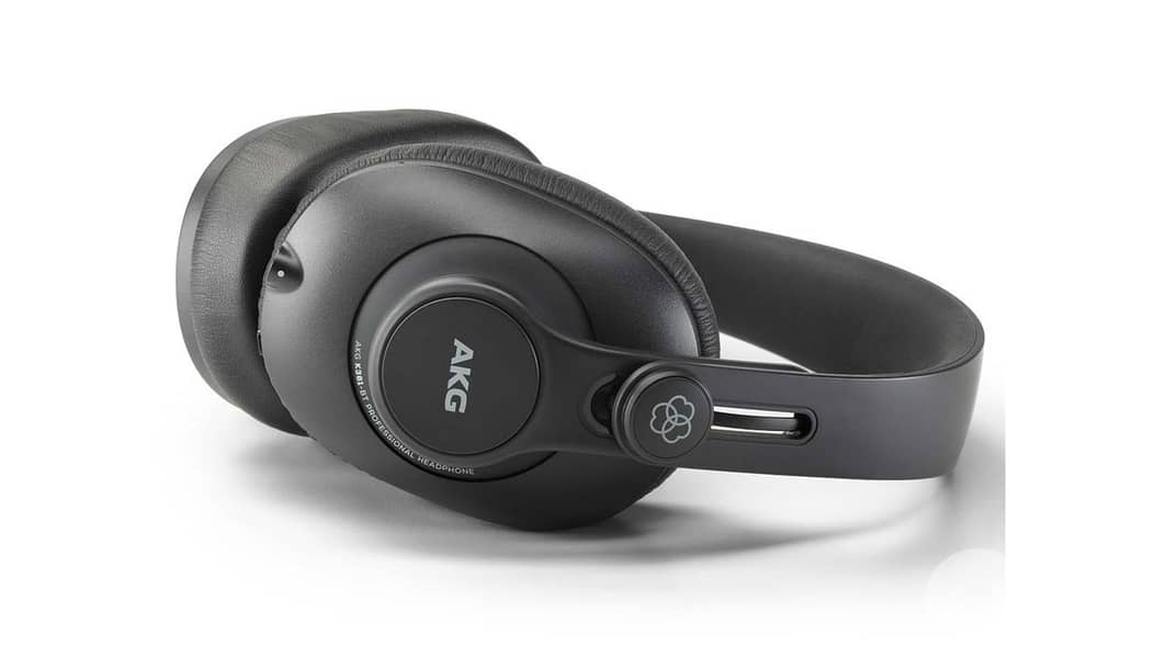 AKG K361-BT BlueTooth Headphones 2