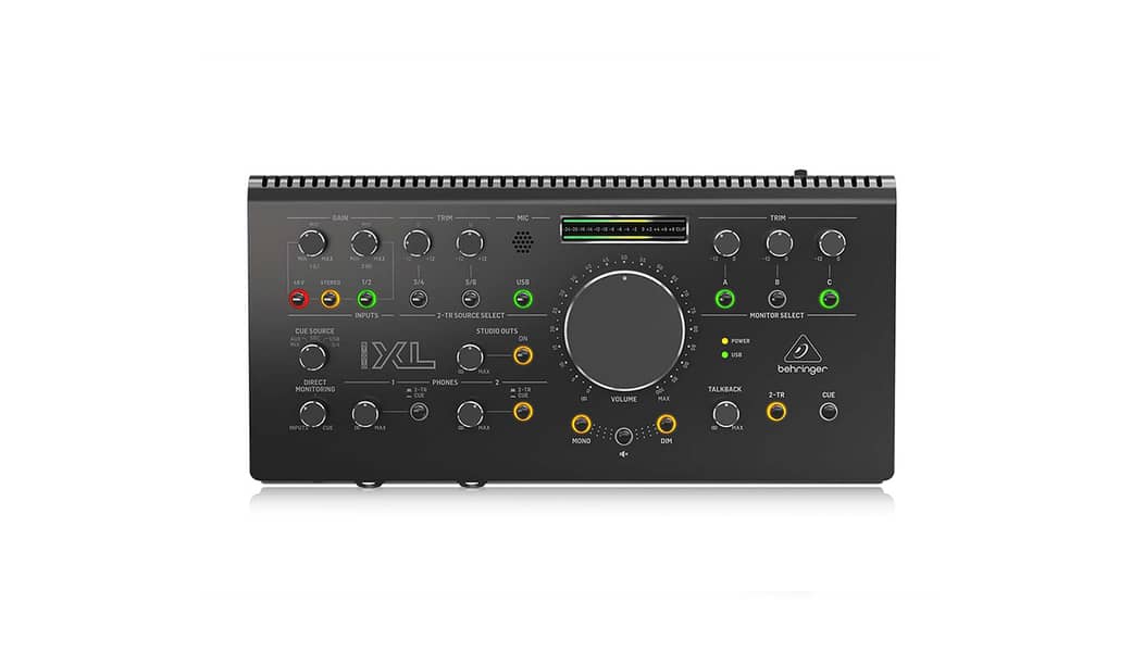 Behringer Studio XL Control Center 0