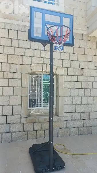 Now 130$ movable basketball hoop