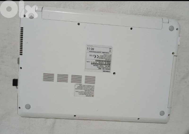 laptop toshiba core I3-good condition 1