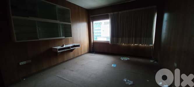 Office in Jal el Dib souk for rentمكتب في سوق جل الديب للإيجار