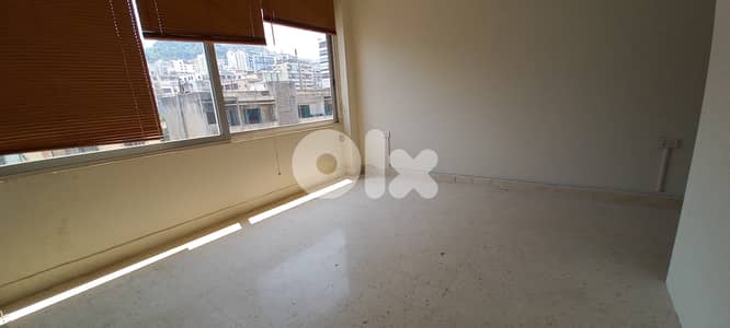 Cute office in Jal el Dib for rent مكتب جميل للإيجار في جل الديب