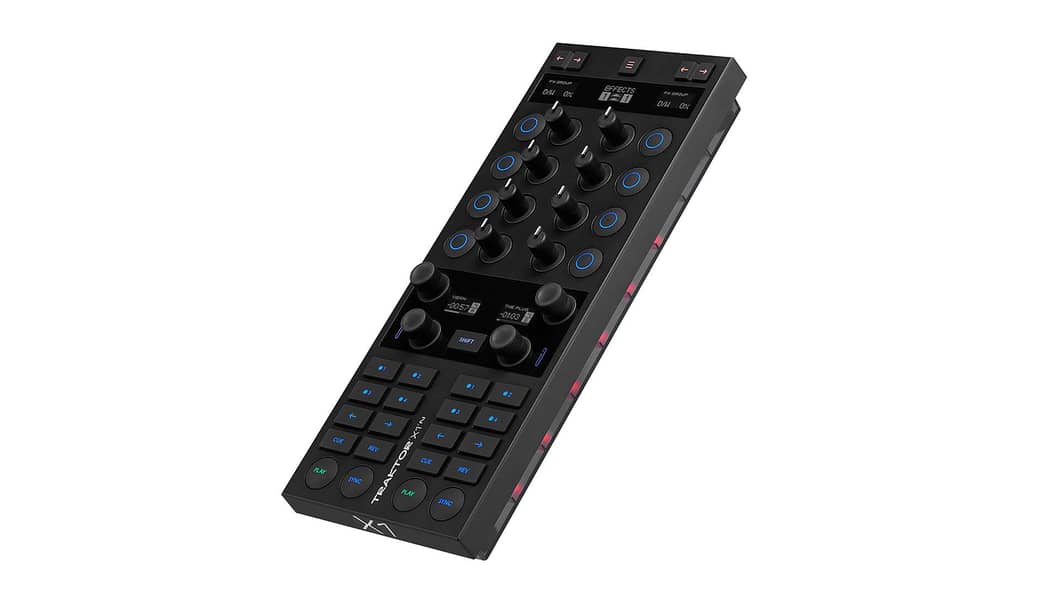 Native Instruments Traktor Kontrol X1 MK3 4