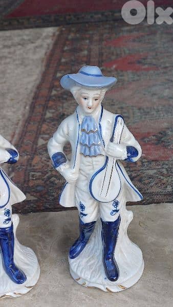 antique 4