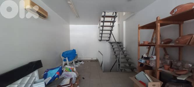Shop with 3 Floors in Jal el Dib for sale محل تجاري 3 طوابق