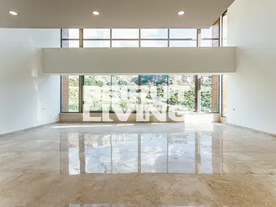 Spacious Duplex | Sunny | Calm Area | Open View