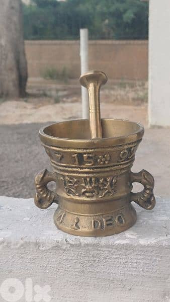 antique 0