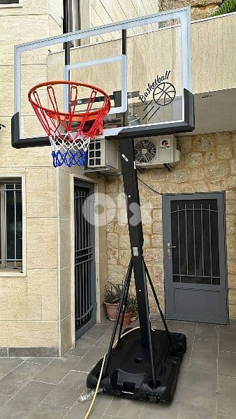 Now 425$ before 600$ movable hoop basketball 0