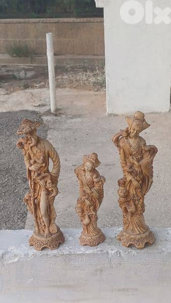 antique 0