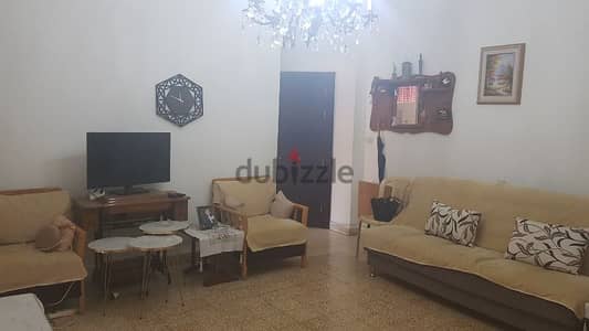 Apartment for Rent in Ain el Remmaneh, Beirut (No Elevator)