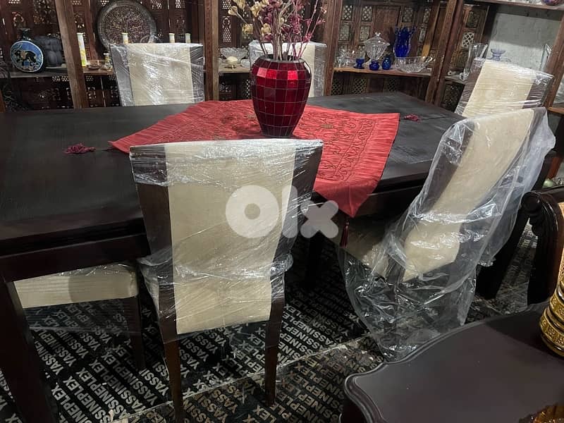 dining table with 6 chairs 0