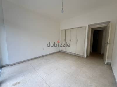 Catchy Apartment for sale in Hamra شقة رائعة للبيع بالحمرا