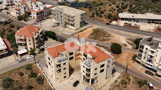 BUILDING FOR SALE IN BTOURATIJ - مبنى للبيع في بتوراتيج