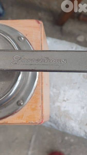 antique 7