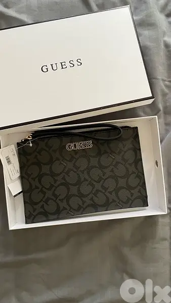 Guess Wristlet