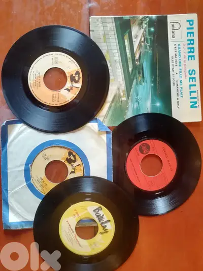 Any of these French 45t 7" vinyl for 300k