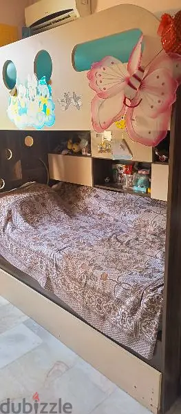 Triple Beds