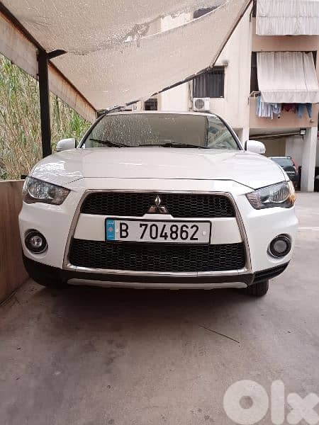 Mitsubishi Outlander 2011 0