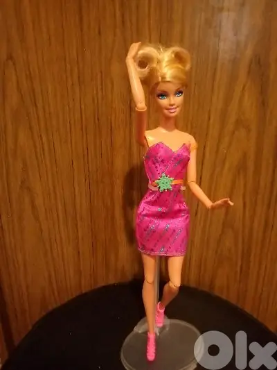 FASHIONISTAS SWAPPIN Style flex parts Mattel doll removable head+Shoes