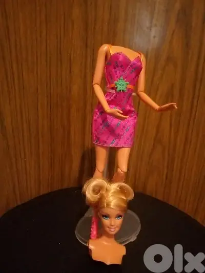 FASHIONISTAS SWAPPIN Style flex parts Mattel doll removable head+Shoes