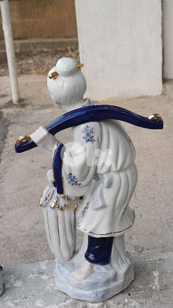 antique 12