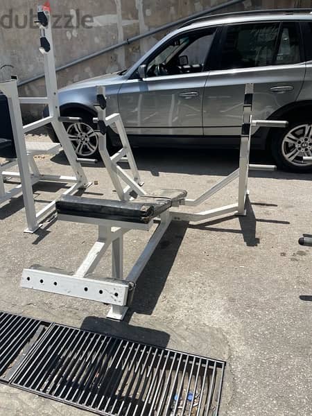 Humer decline chest press like new 0