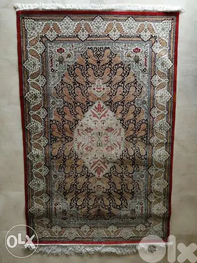 Kashmir silk on silk handknoted