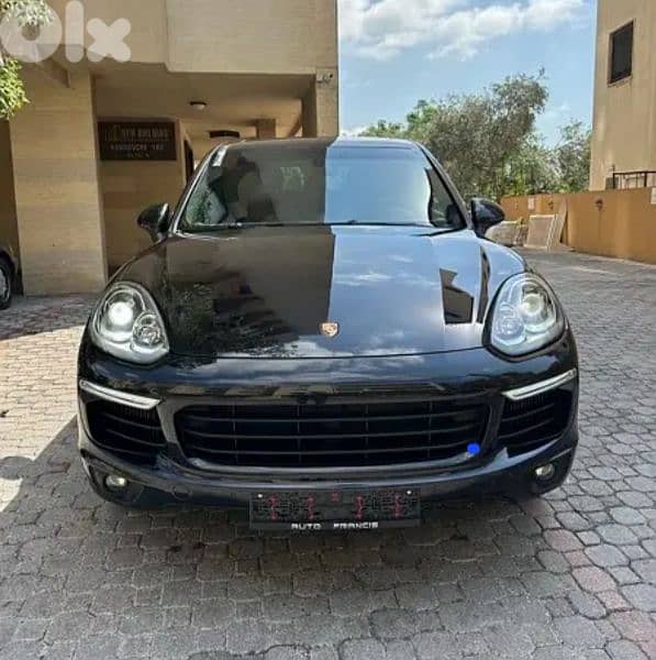 porsche cayenne 60 $    الاسعار مخفضة حسب المدة 0