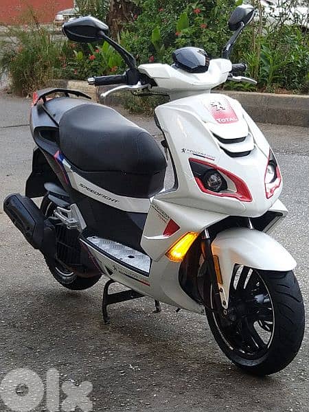 Peujeot speedfight 4 Total sport 125cc  injection water coolant CBS 8