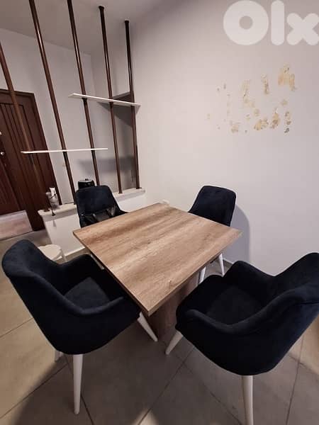 Full Dining Table 1