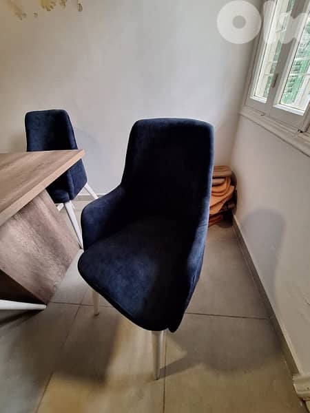 Full Dining Table 2
