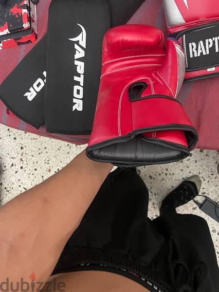 slightly  used boxing  equipment 2