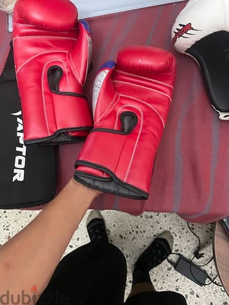 slightly  used boxing  equipment 3