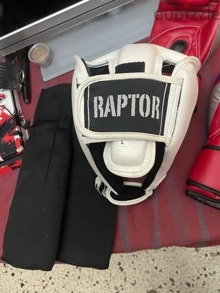 slightly  used boxing  equipment 6