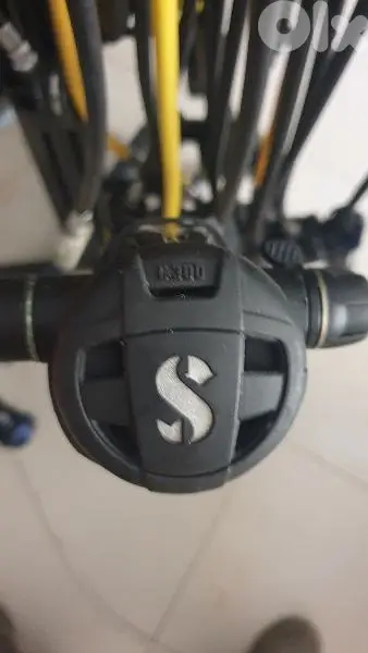 scubapro regulator 200$