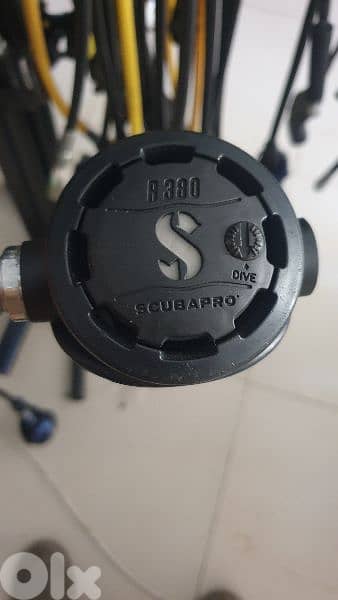 scubapro regulator 200$ 2
