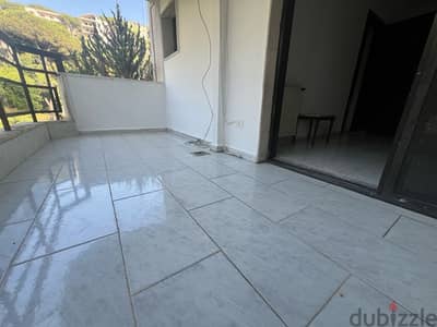 Prime Location ! Studio for rent in Broumana