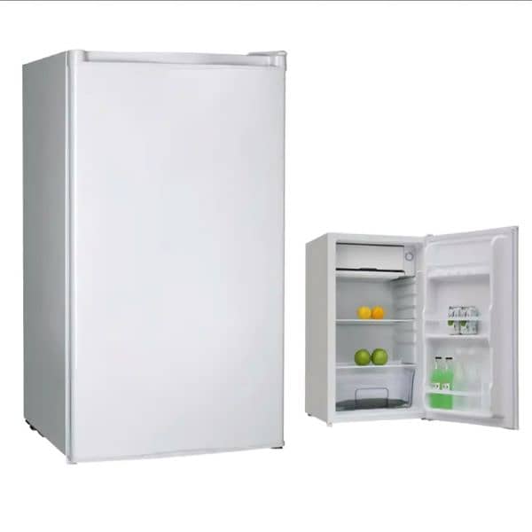 refrigerator 5ft white  براد ٥قدم 0