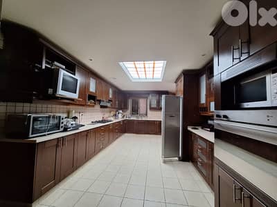 FULLY FURNISHED IN BIYADA PRIME (430SQ) WITH SEA VIEW (BI-171)