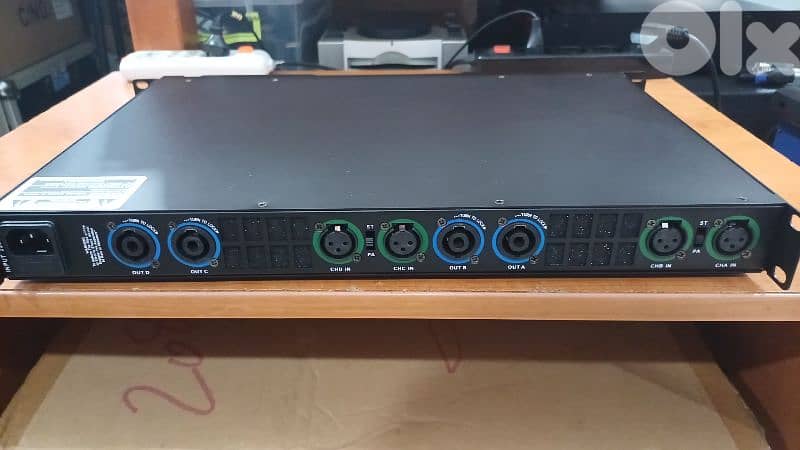 qsc amplifier 4ch 1500w x4 new in box 1