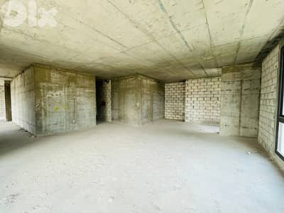 RAO26-4903 Office 300m for rent in Sin l Fil, $ 2,500 cash